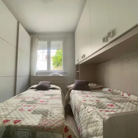 Casa Olivastro Millenario A דירה *